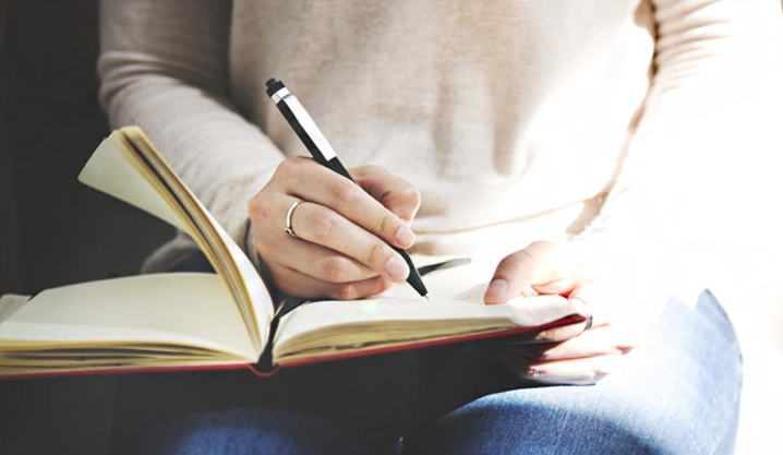 به طور فعال واژگان جدید را یادداشت کنید | مدیا زبان