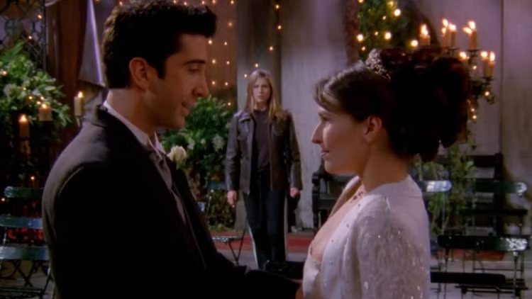 مراسم ازدواج راس و امیلی در سریال فرندز | مدیا زبان