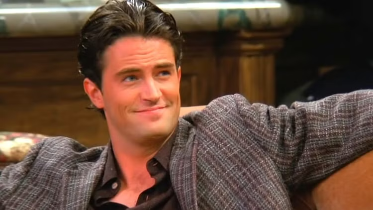 چندلر بینگ بازیگر سریال فرندز | مدیا زبان